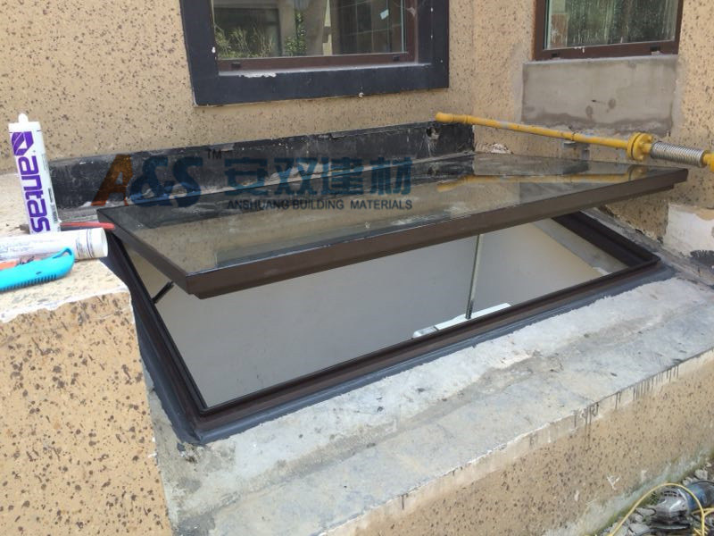 地下室通風(fēng)天窗